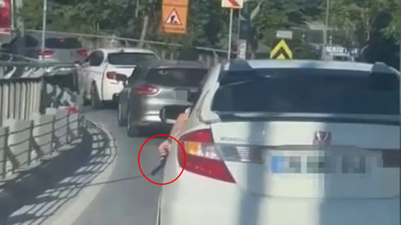 O anlar kamerada: Oyuncak silahla direksiyon başına geçti, gözaltına alındı