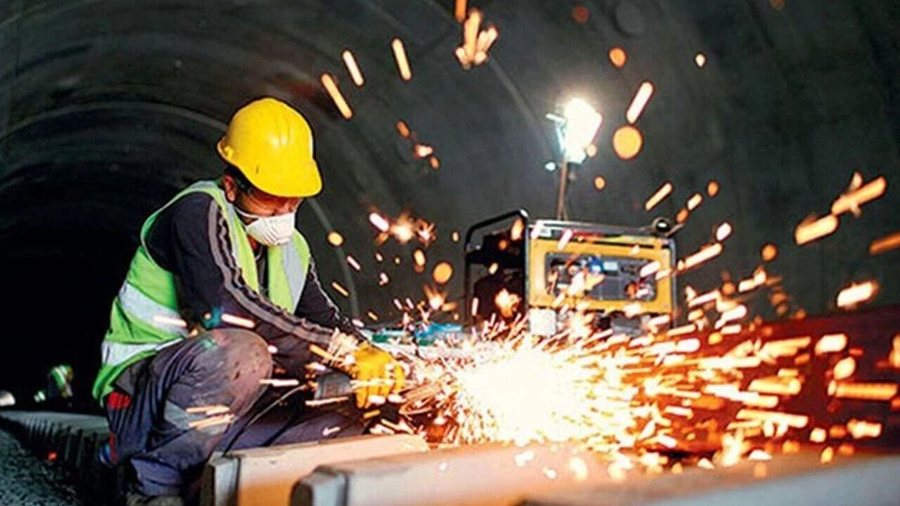 Sanayi üretimi Mayıs 2025'teki artış seviyesine geri döndü
