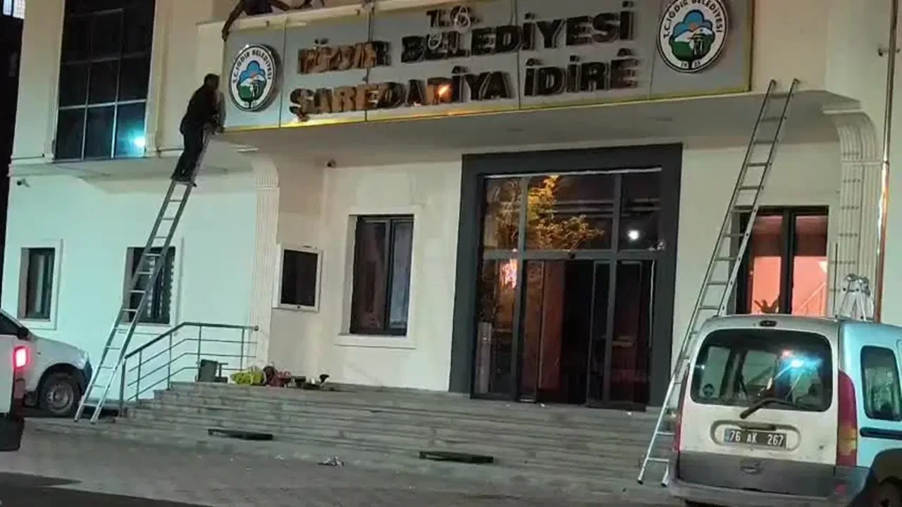 Iğdır Belediyesi’nde 3 Başkan Yardımcısı Görevden Alındı