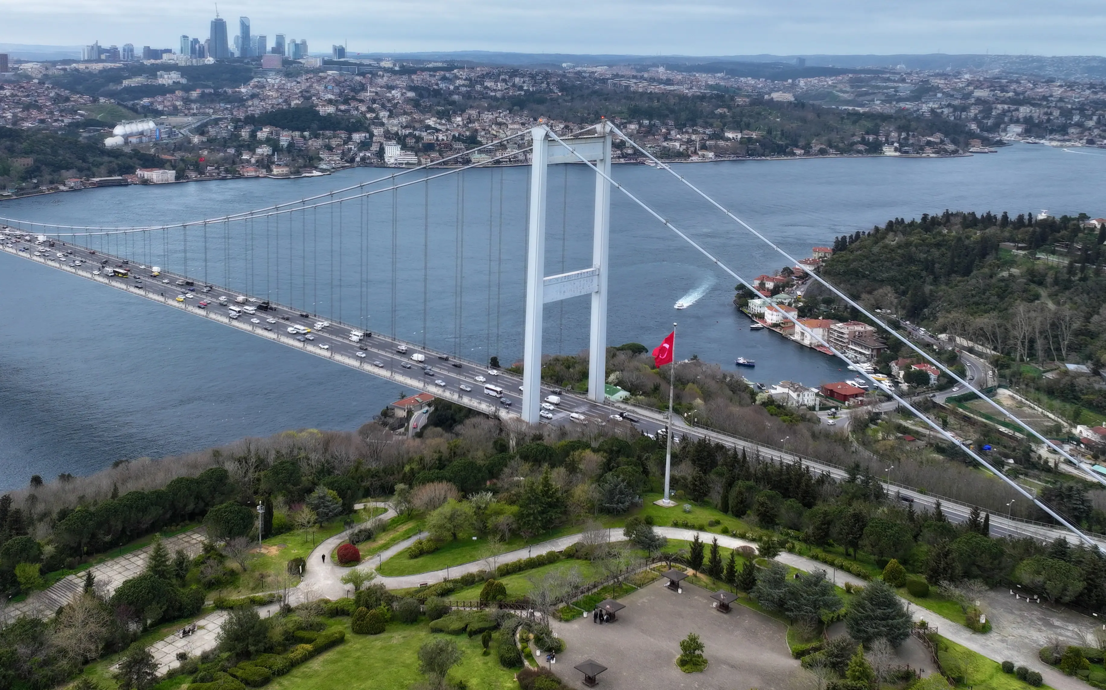 38 yılda 2,3 milyar araç FSM Köprüsü'nden geçti