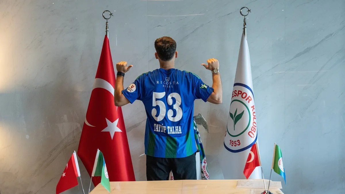 Beşiktaş'ta ayrılık! Tayyip Talha Sanuç Çaykur Rizespor'da