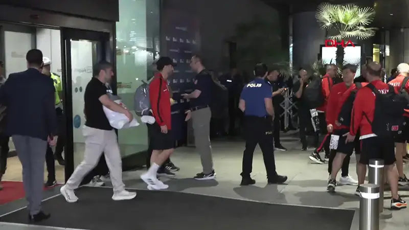 A Milli Futbol Takımı, yurda döndü