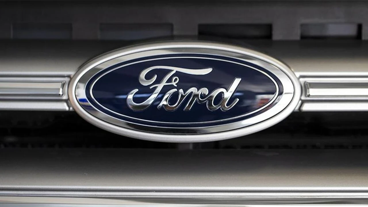 Ford'dan dev geri çağırma: 288 binden fazla SUV servise çağrıldı, Ford'da yeni geri çağırma: Tavan rayı sorunu nedeniyle binlerce araç etkilendi