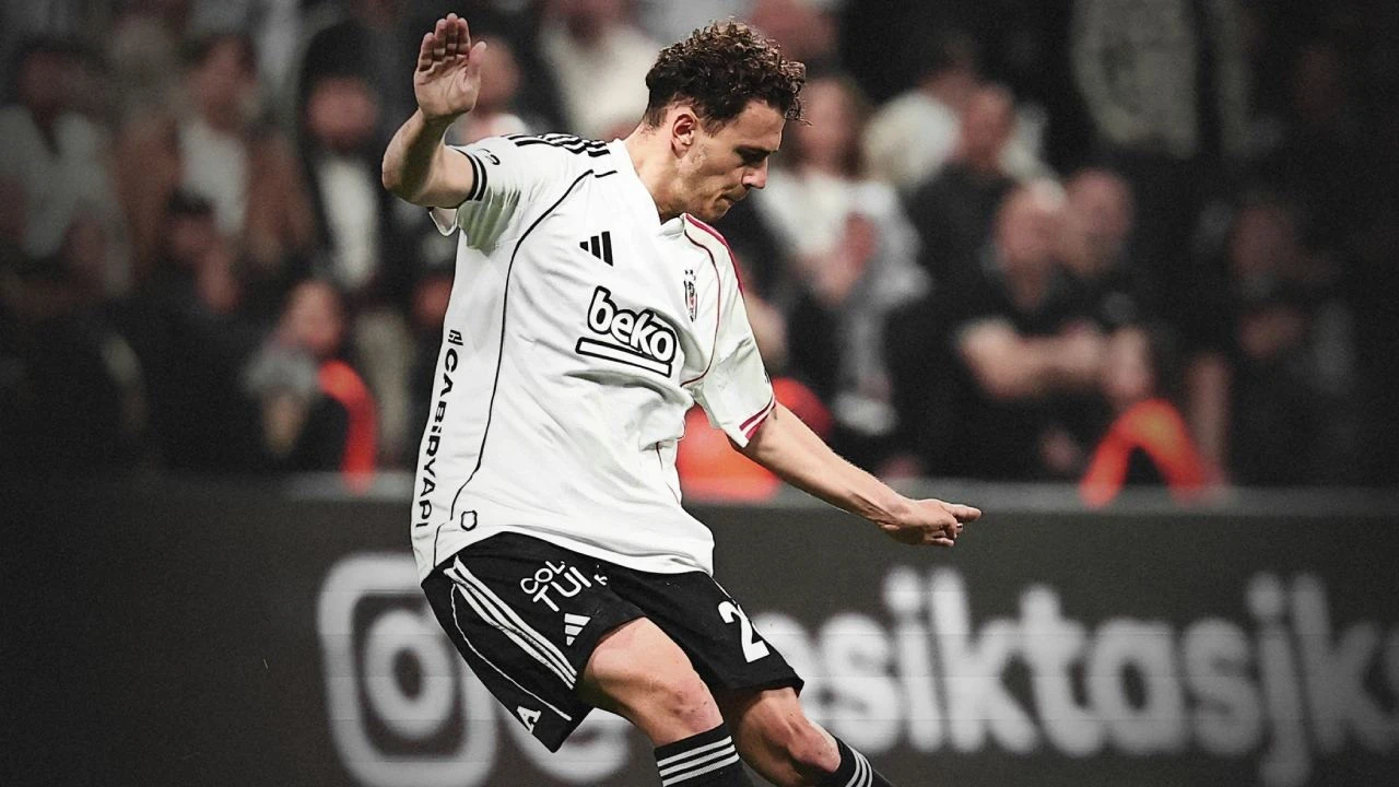 Beşiktaş 17 maçta 4 gol katkısı yapan isimle yollarını ayırdı