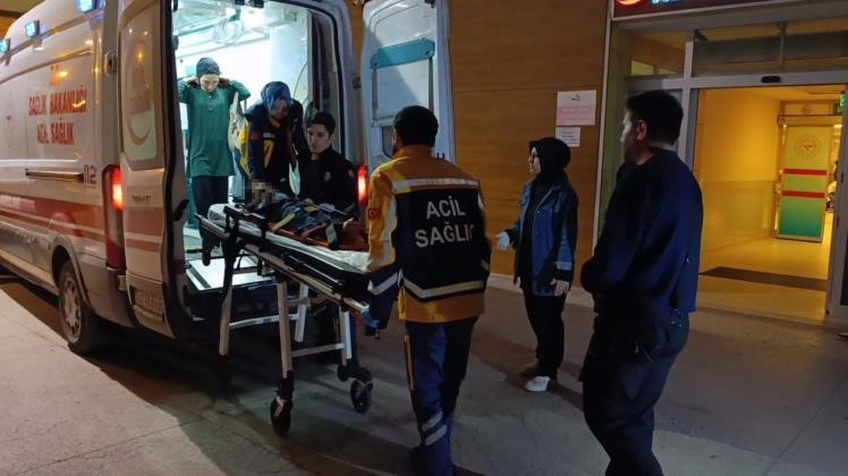 İkinci kattaki pencereden düşen 5 yaşındaki çocuk ağır yaralandı