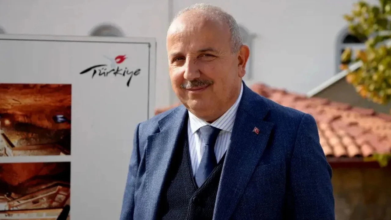 AKP'li başkan görevden uzaklaştırıldı
