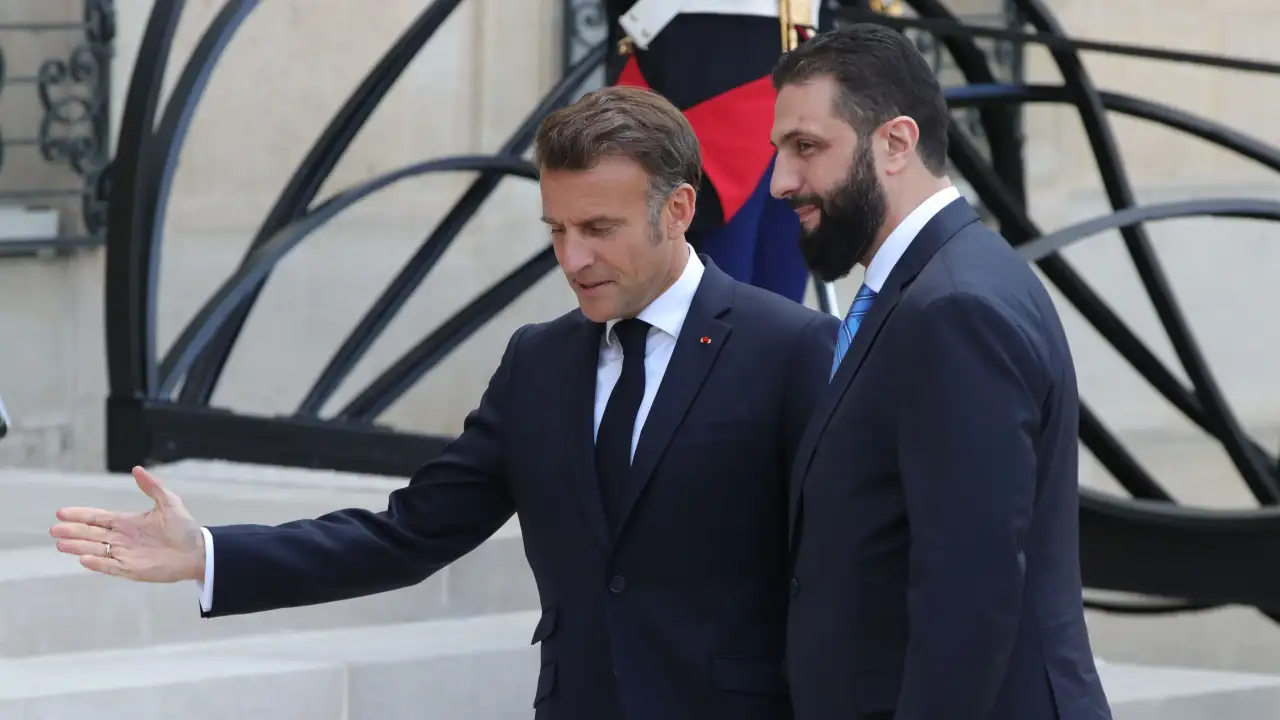 17 yıl aradan sonra bir ilk! Fransa Cumhurbaşkanı Şam’da