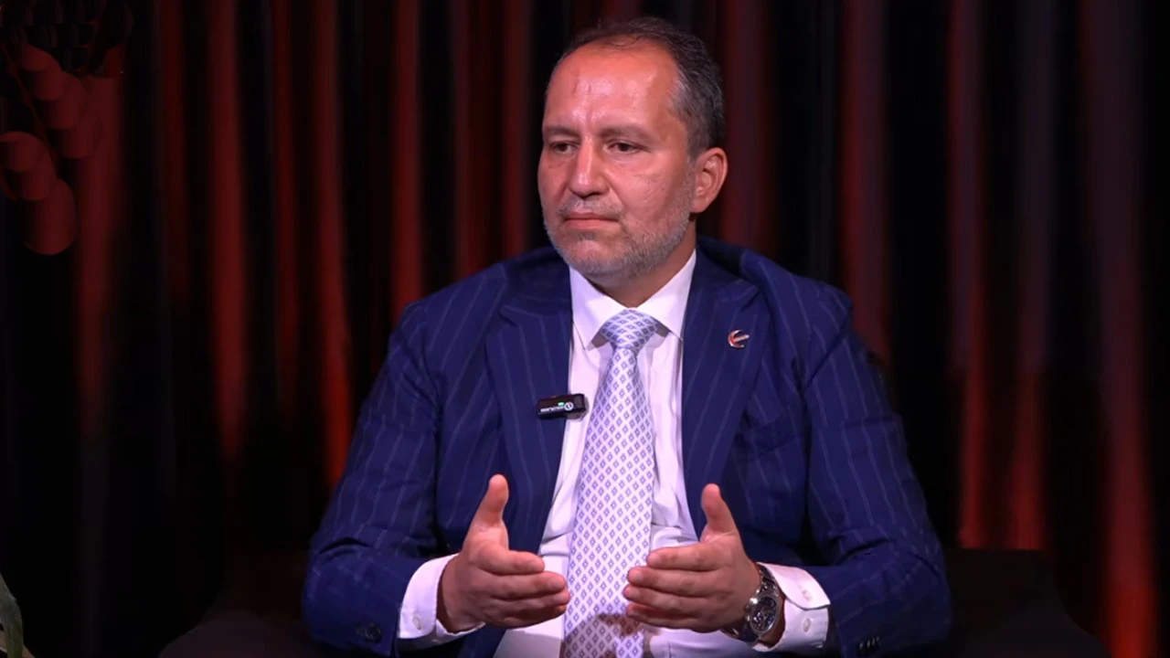 İttifak olacak mı? Fatih Erbakan Özgür Özel'in yeni partisiyle ilgili soruya yanıt verdi