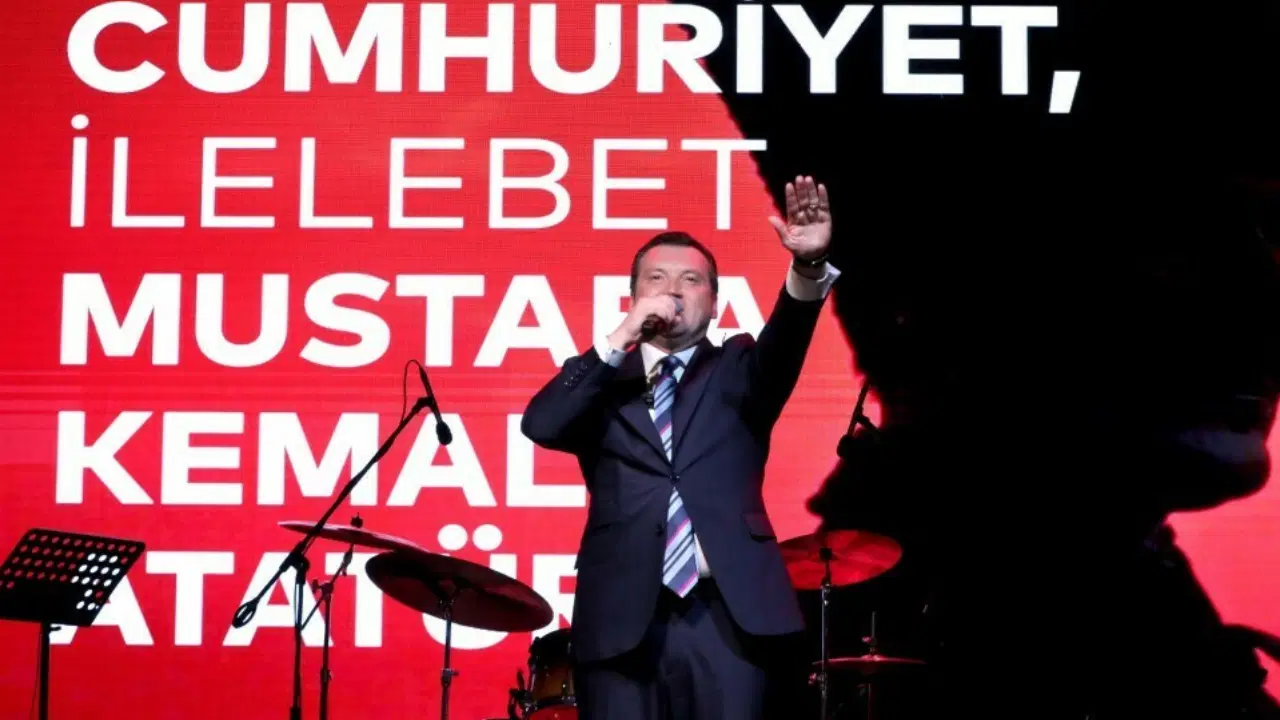 Silivri Belediyesi’ne operasyon... Sağlık kontrolünden geçirildiler: Bora Balcıoğlu'ndan açıklama geldi!