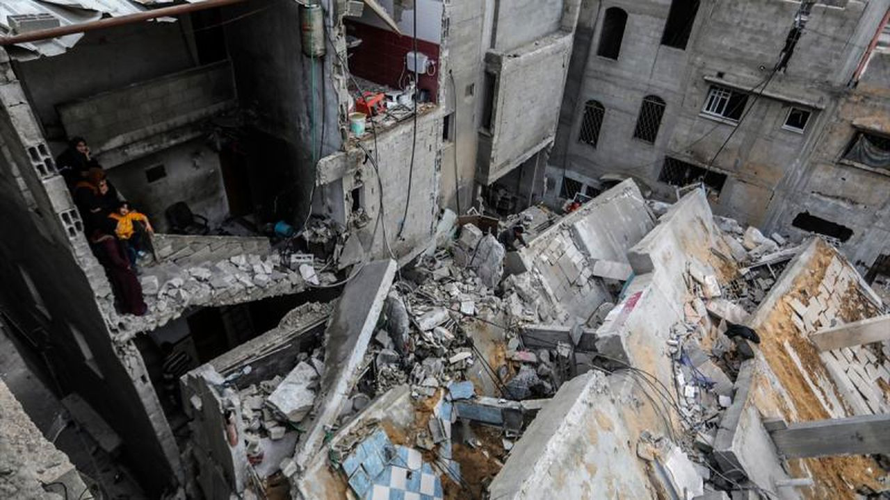İsrail'in Gazze'ye saldırısında biri kız çocuğu 4 Filistinli öldü