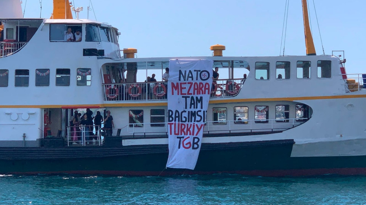 NATO'yu protesto ettiği için gözaltına alınan TGB üyeleri serbest bırakıldı