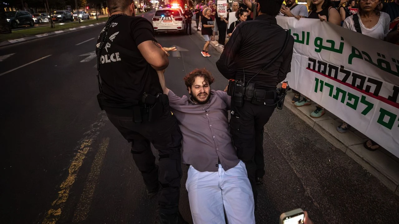 İsrail'de Filistin gösterisine polis müdahalesi