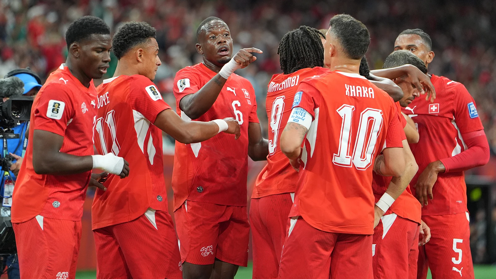 İsviçre, Cezayir'i 2 golle geçerek adını son 16'ya yazdırdı!
