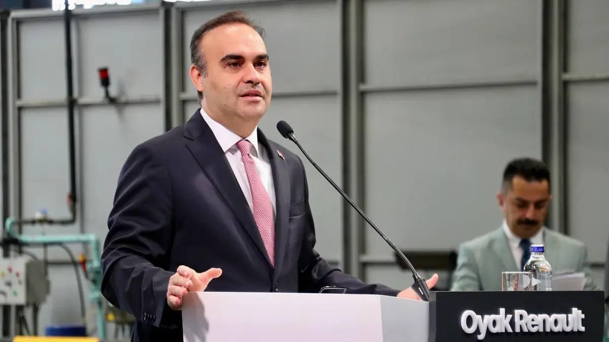 Bakan Kacır: Türkiye'ye yatırım yapanlar hem kazanır hem de kazandırır