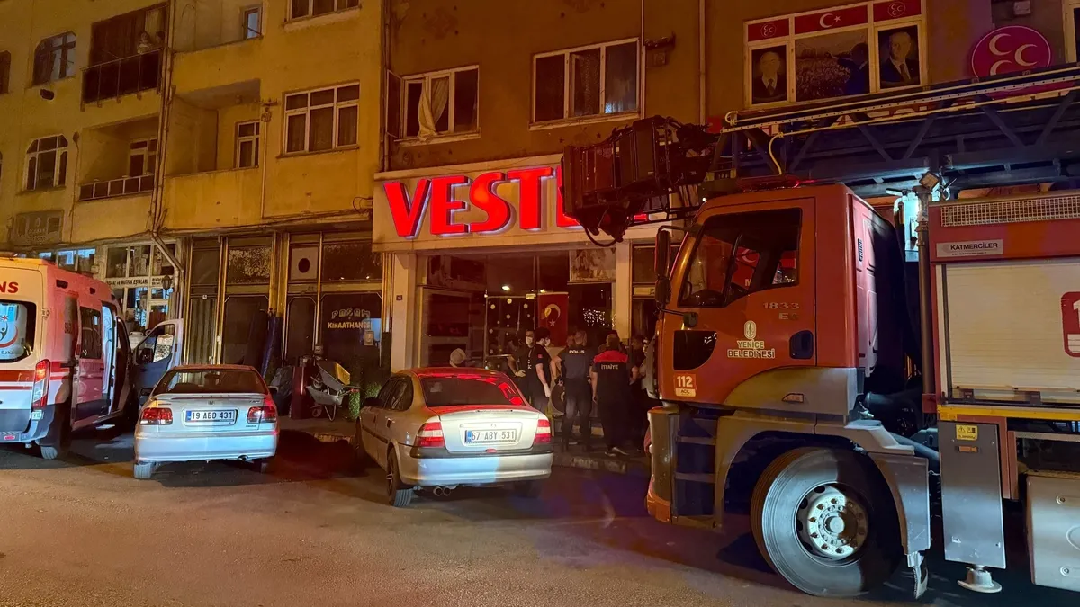 Karabük'te kan donduran dehşet! Eşini boğazını keserek öldürdü