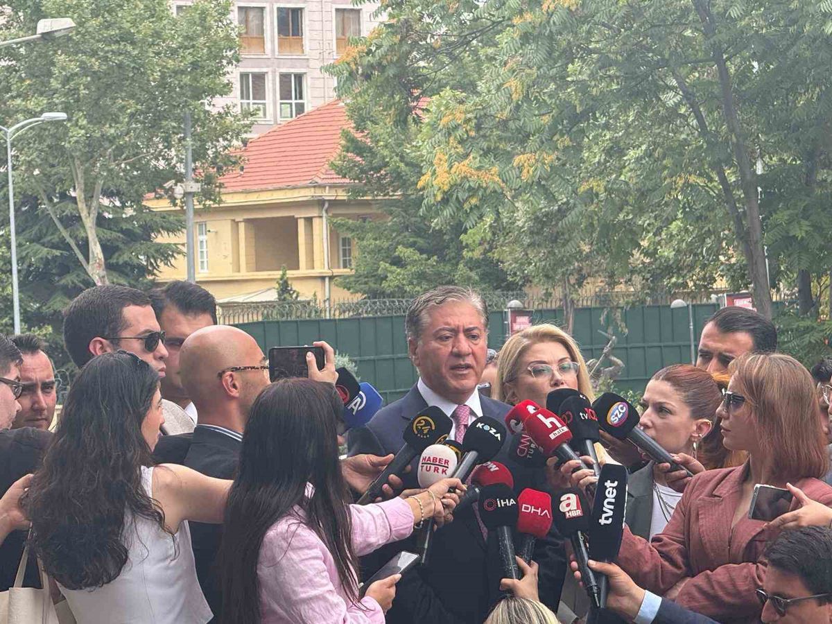 CHP'den istifalarla YENİ Parti kuruluyor: Belgeler alındı