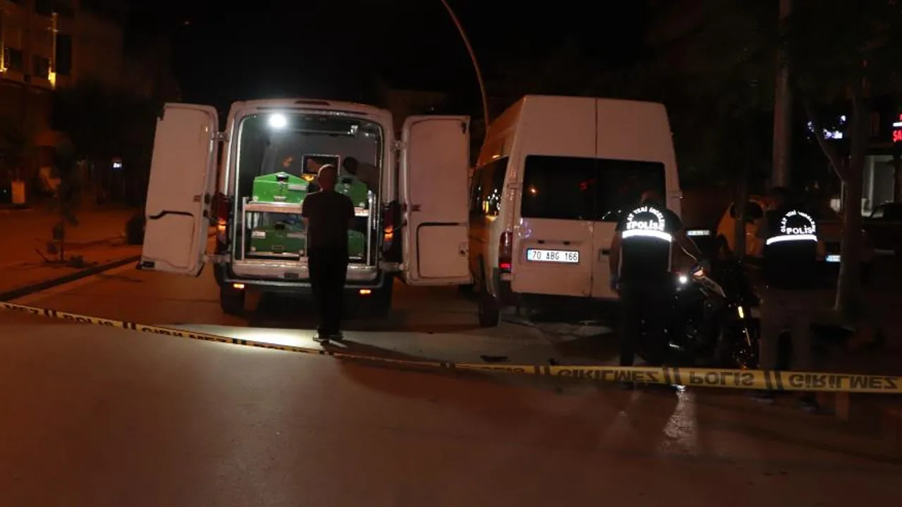 Karaman'da kontrolden çıkan motosiklet araca çarptı! 2 kişi öldü