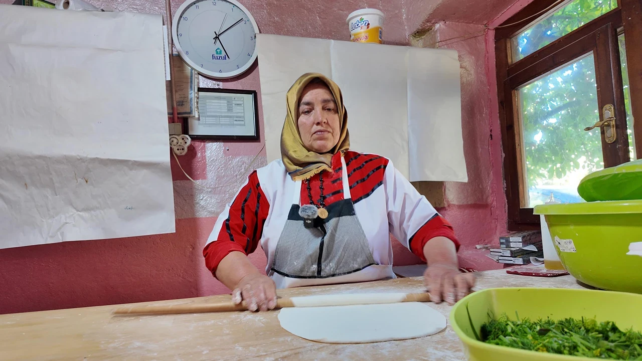 Gözleme satarak 5 çocuğunu okuttu: 3'ü mühendis oldu