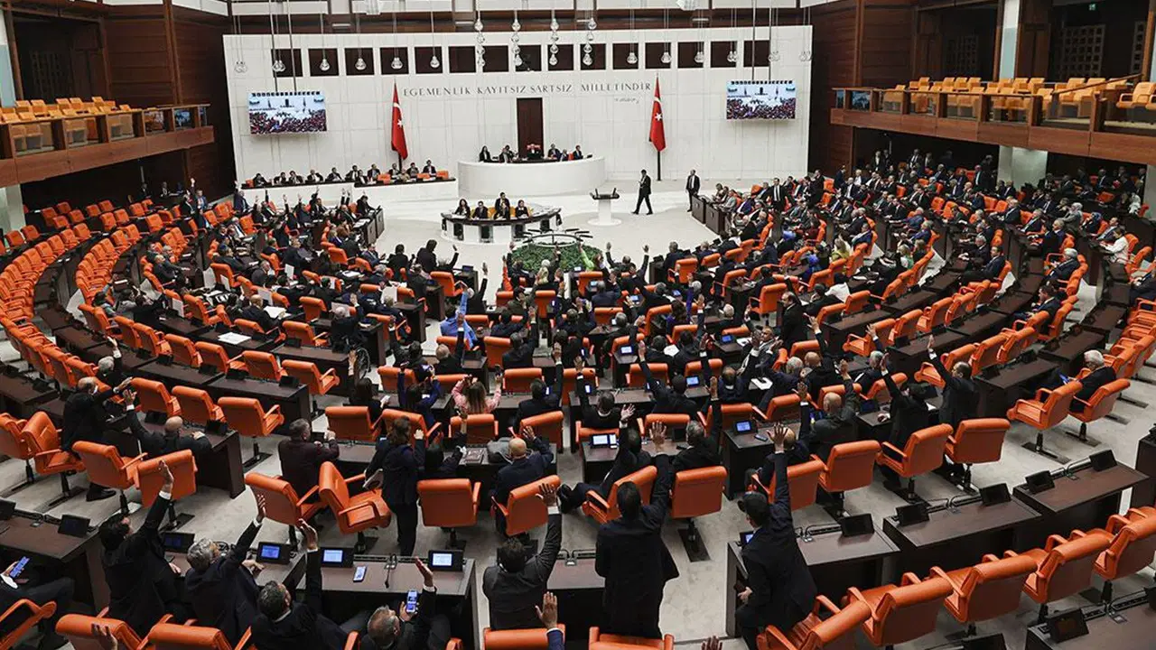 AKP'nin Meclis çalışma takvimine ilişkin grup önerisi kabul edildi: Meclis ne zaman kapanacak?