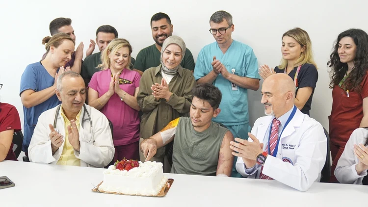 Nice yaşlara Erenay