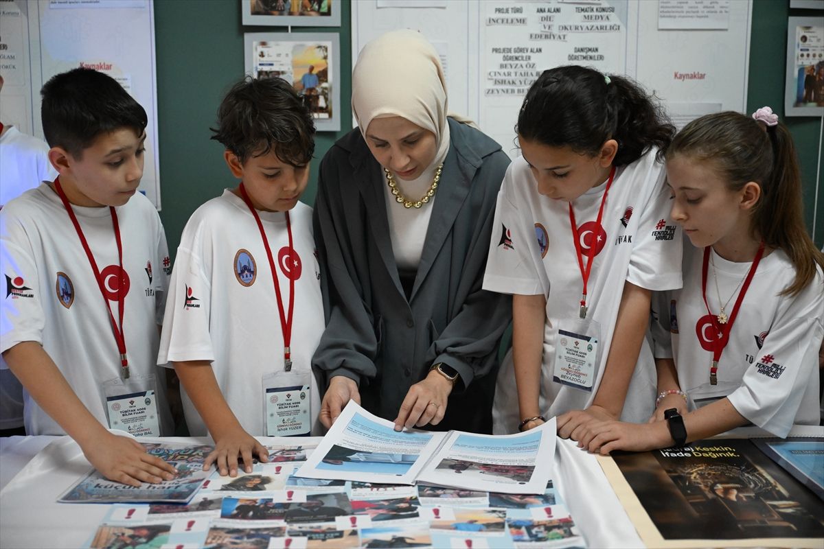 Sosyal medyadaki yazım yanlışlarını projeyle mercek altına aldılar
