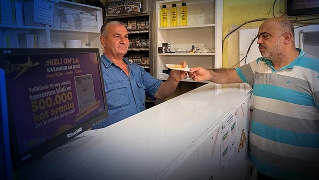 Süper Loto'da 6 bildi: Rekor ikramiyeyi kazanan ilçe belli oldu! 'Büyük ikramiyenin çıktığını gördüm, arkadaşlar aramaya başladılar'