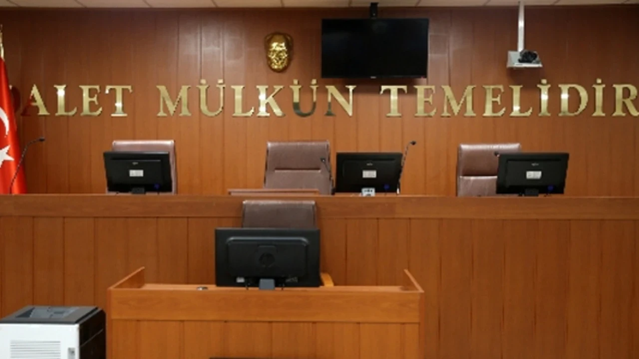 Uyuşturucu satarken yakalanan sanığa 12 yıl 6 ay hapis cezası