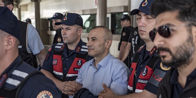 Eski Tunceli Valisi Tuncay Sonel farklı suçlardan da tutuklandı