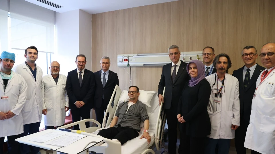 ASELSAN Üretti, İlk Kez Kullanıldı! Yerli Kalp Akciğer Makinesiyle Tarihi Ameliyat | GÜNDEM HABERLERİ