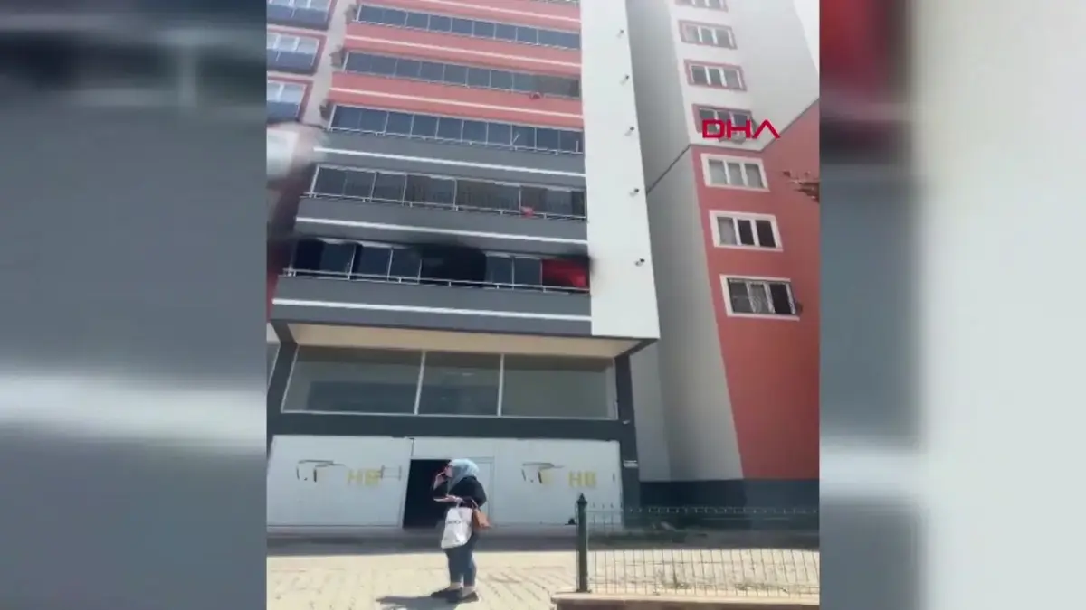 SON DAKİKA... Kahramanmaraş'ta bir binada yangın: 3 can kaybı