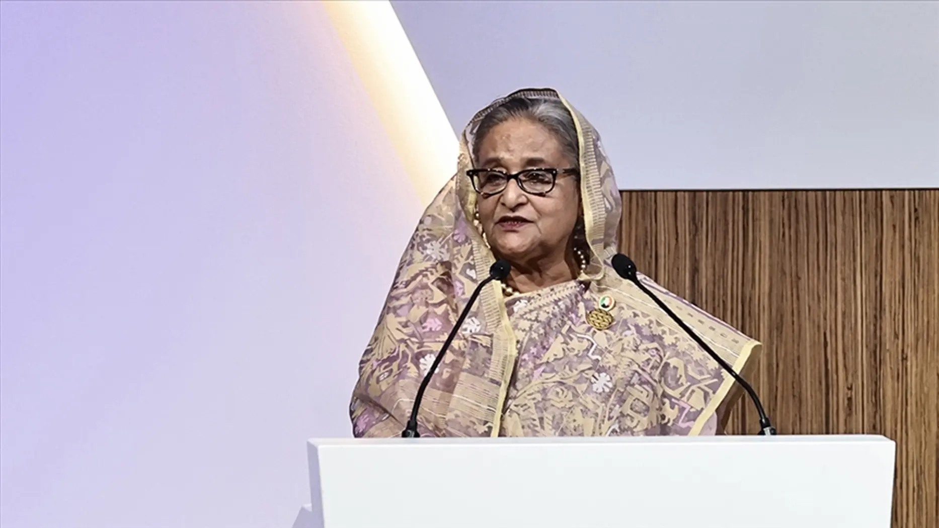Bangladeş'te idama mahkum edilmişti... Eski Başbakan Vecid'den 'ülkeme döneceğim' mesajı