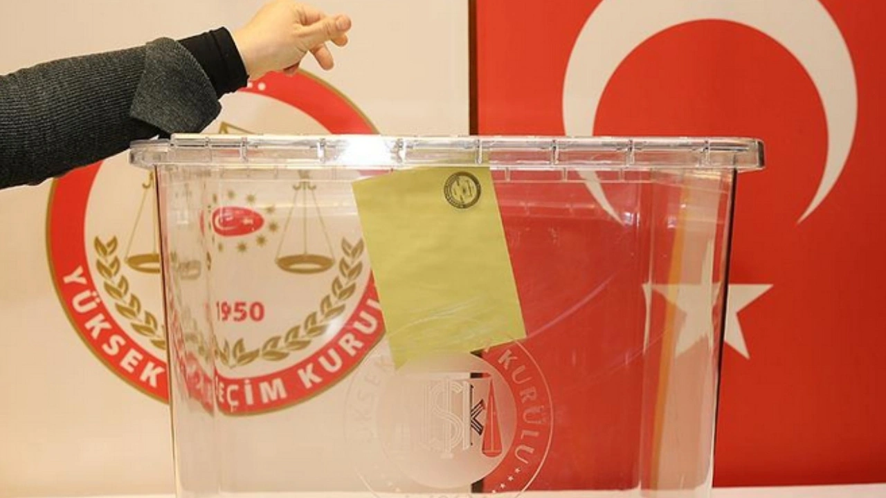 3 ilde seçim başladı! 10 bin 713 seçmen sandık başında