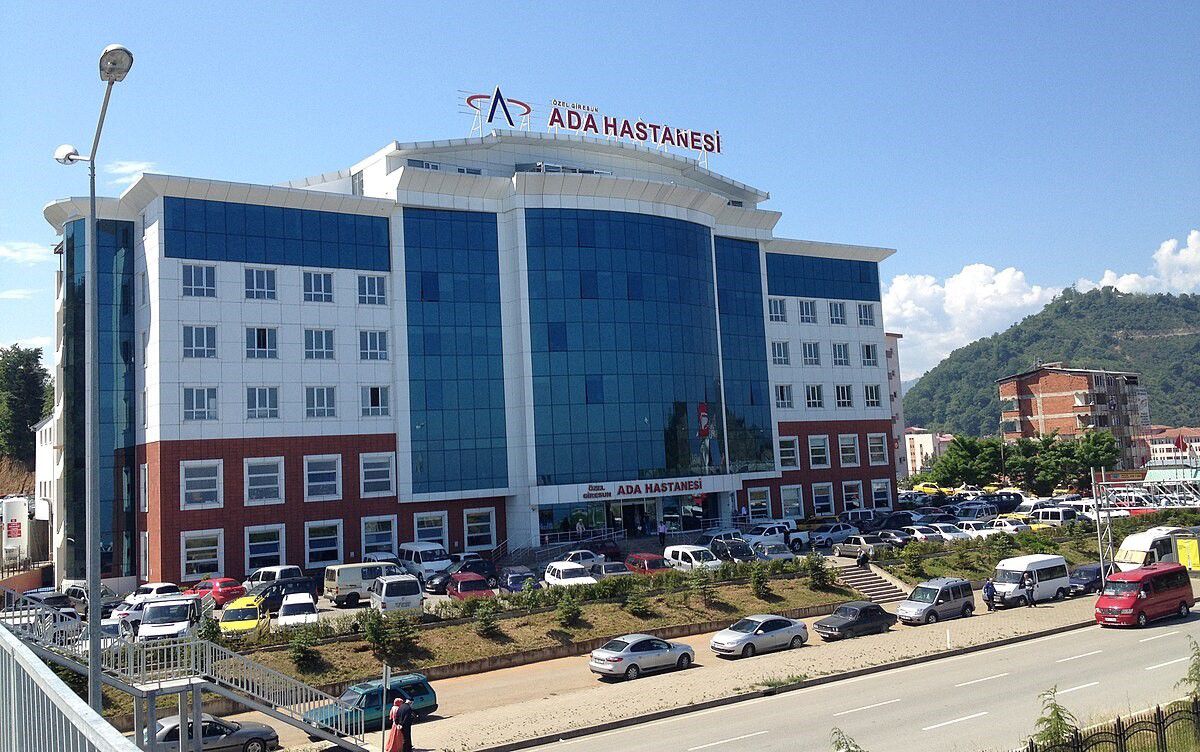 Giresun'da Kalp Krizi Şüphesiyle Hastaneye Başvuran Hasta 'Kas Ağrısı' Tanısıyla Taburcu Edildi, Kalbi Durdu; Bakanlık S..