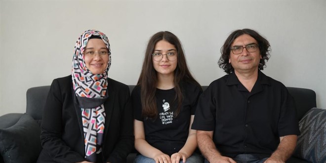 Niğde'de aynı aileden ikinci kez LGS Türkiye birincisi