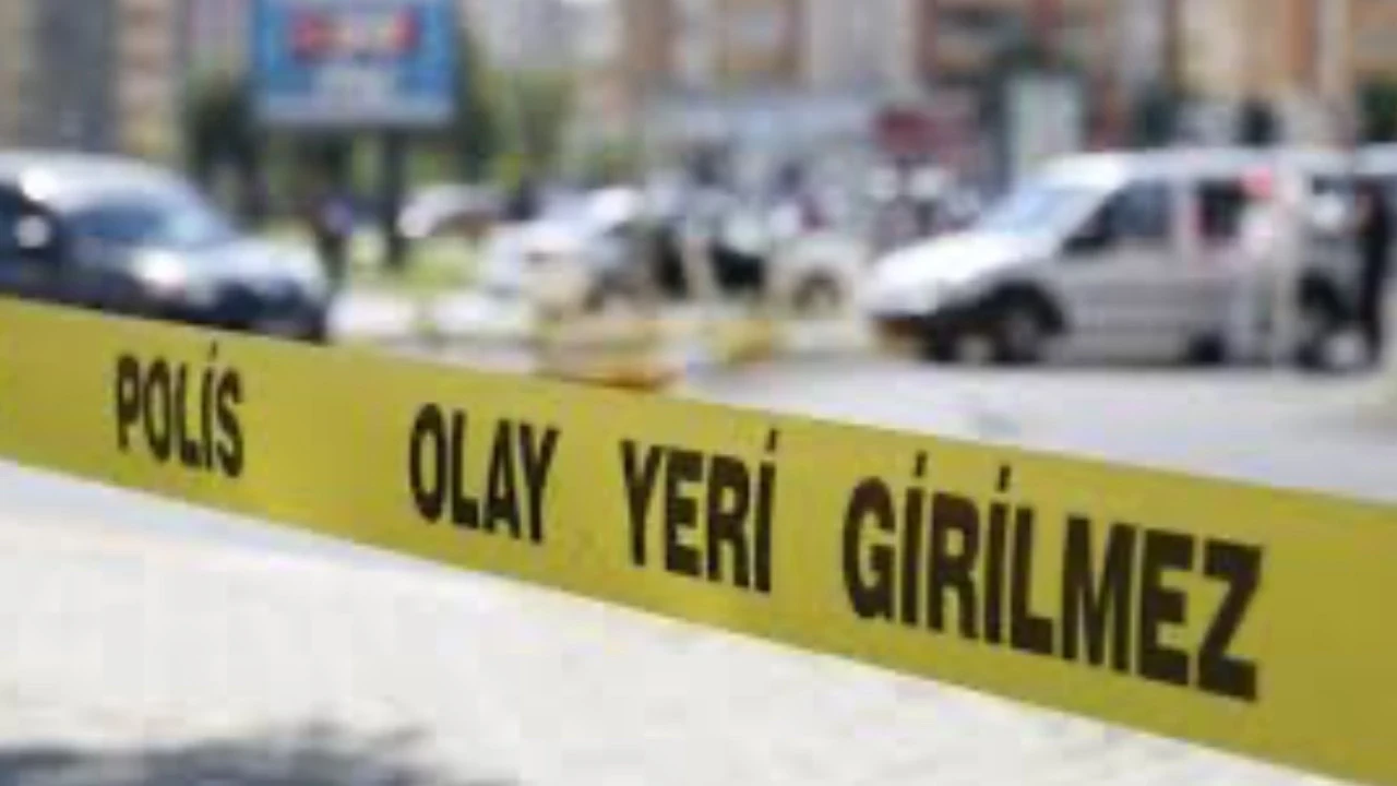 Kahramanmaraş’ta beton mikseri yokuş aşağı devrildi: 1 yaralı
