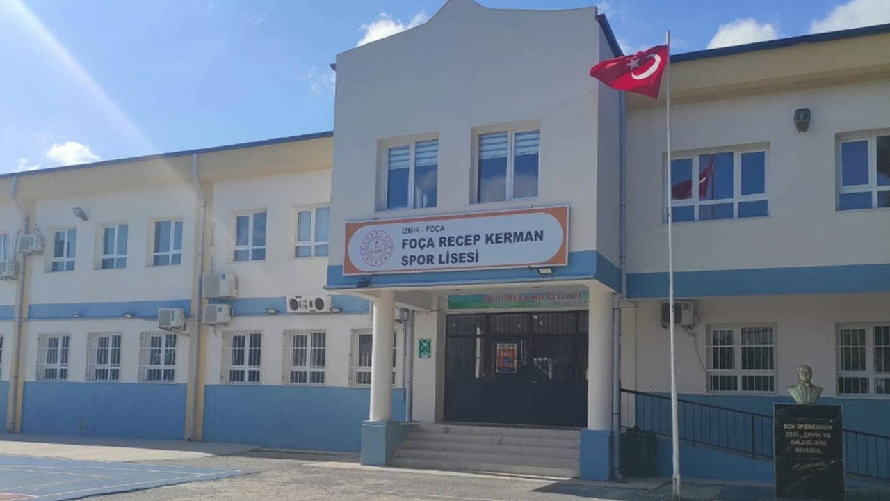 Foça Spor Lisesi kapatılıyor
