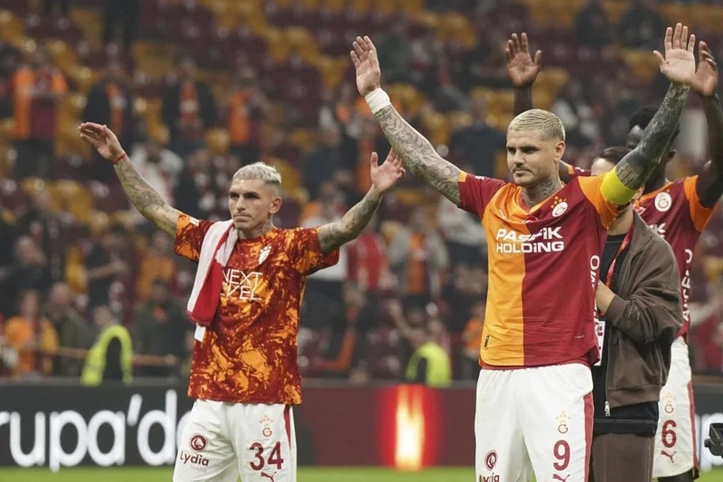 Kalıyor mu? Torreira'dan İcardi açıklaması