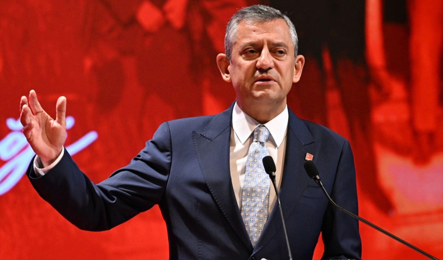 Özgür Özel’in yeni parti planında dikkat çeken ayrıntı: ‘Sol görüşlü’ olmayacak
