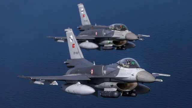 Somali Savunma Bakanlığı: 'Türk F-16'ları Eş Şebab militanlarını vurdu'