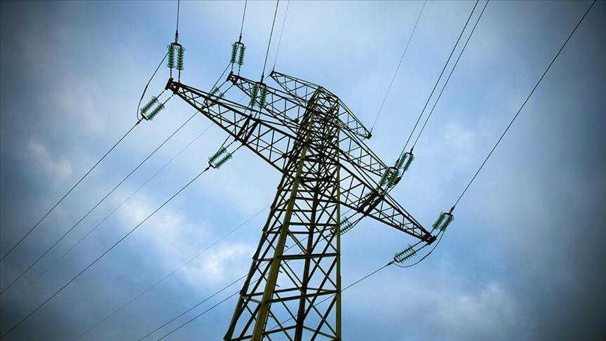 Elektrik fiyatlarında büyük fark! Yarın zirve ve dip seviyeler belli oldu
