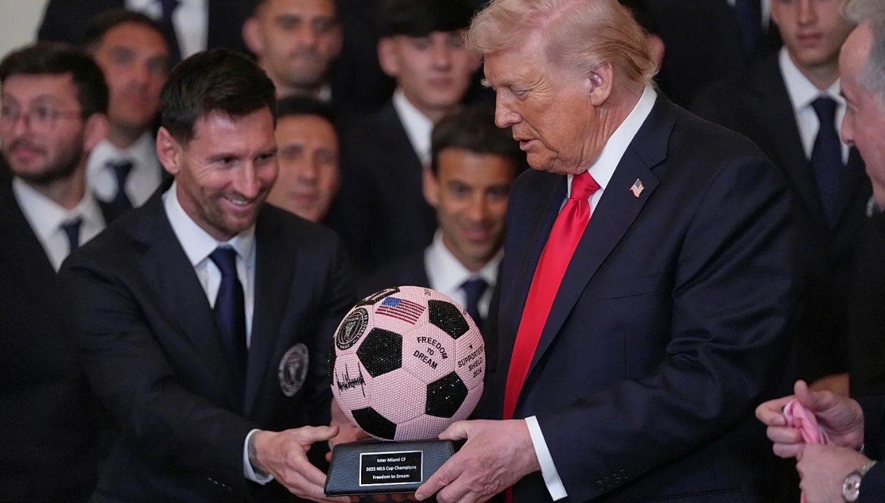 Trump'tan Dünya Kupası öncesi bombardıman: "Messi’yi ben fark ettim, İngiltere hata yaptı"