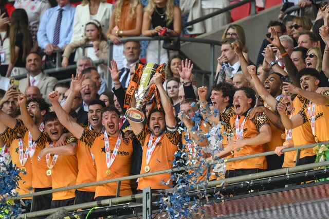 Sallai ve Nelsson'a Hull City takibi