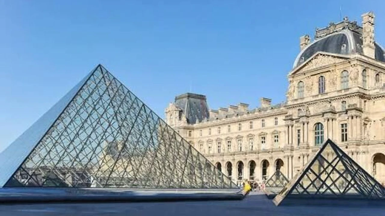 Aşırı sıcaklar Louvre Müzesi'ni de vurdu