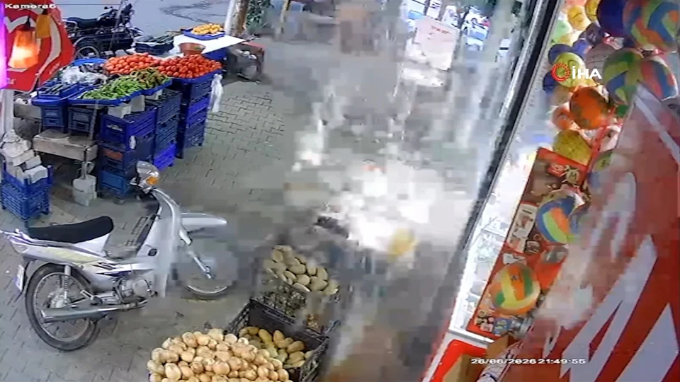 Manisa Salihli’de Patlayan Sirke Şişesi Panik Yarattı