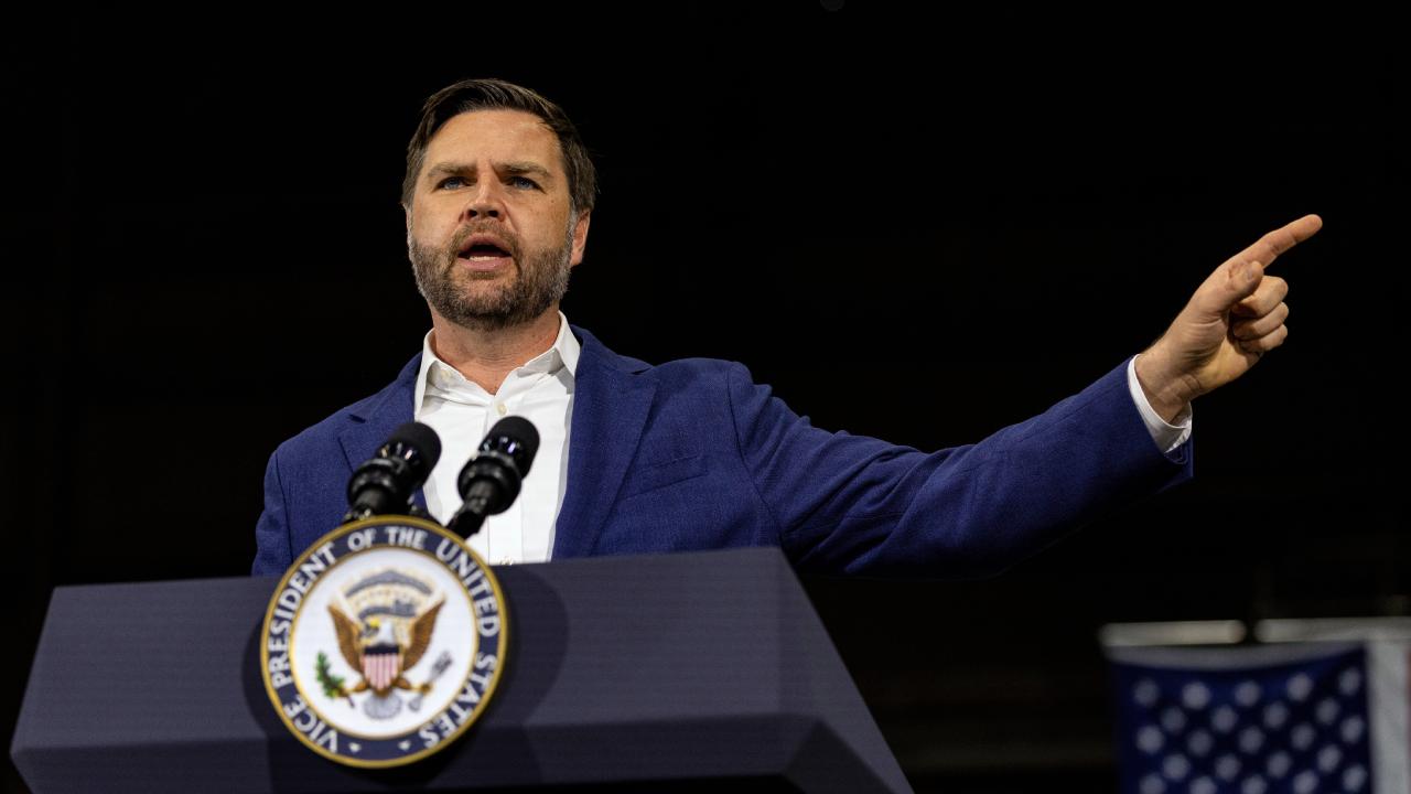 ABD Başkan Yardımcısı JD Vance'den İran'la mutabakatı eleştiren İsrail kabinesine tepki