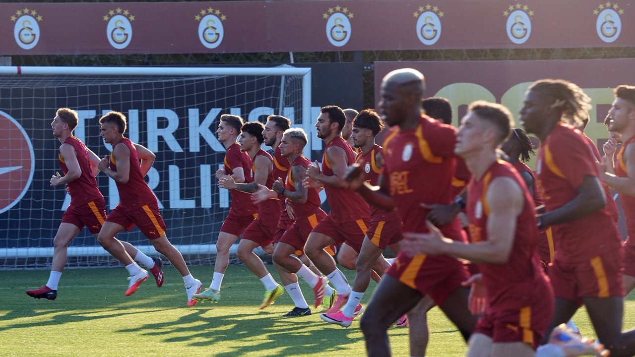Fransız kulübü açıkladı: Galatasaray'ın rakibi Rennes