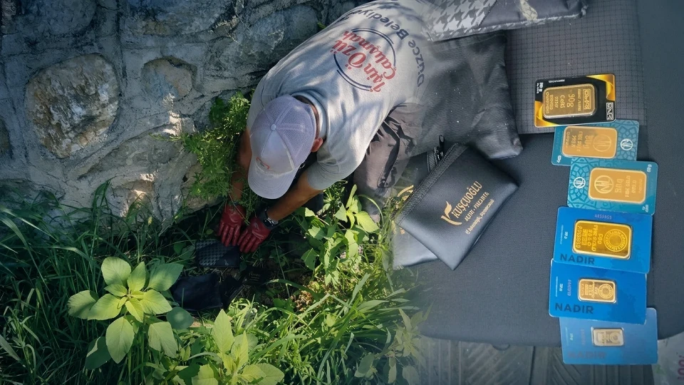 Sabah temizliğinde gözlerine inanamadı! Çantanın içinden tam 3,5 milyon liralık altın çıktı: "Bir başkası bulsa..."