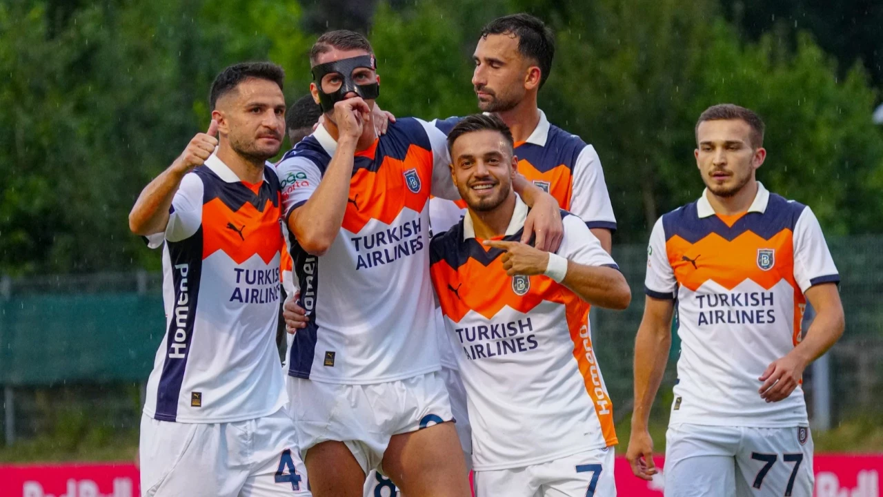 Başakşehir hazırlık maçında Salzburg'u devirdi