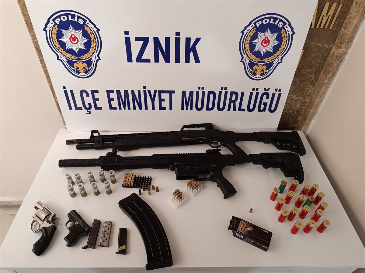 Bursa'da düzenlenen operasyonda 2 şüpheli gözaltına alındı