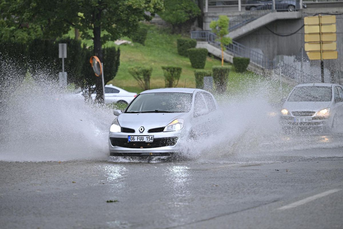 21 yıl sonra bir ilk! Meteoroloji uyardı, afete dönebilir